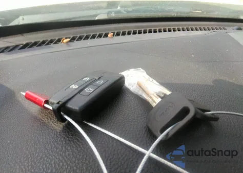 2011 Lincoln Mkt z USA, uszkodzony, nr VIN 2LMHJ5FR2BBJ54942